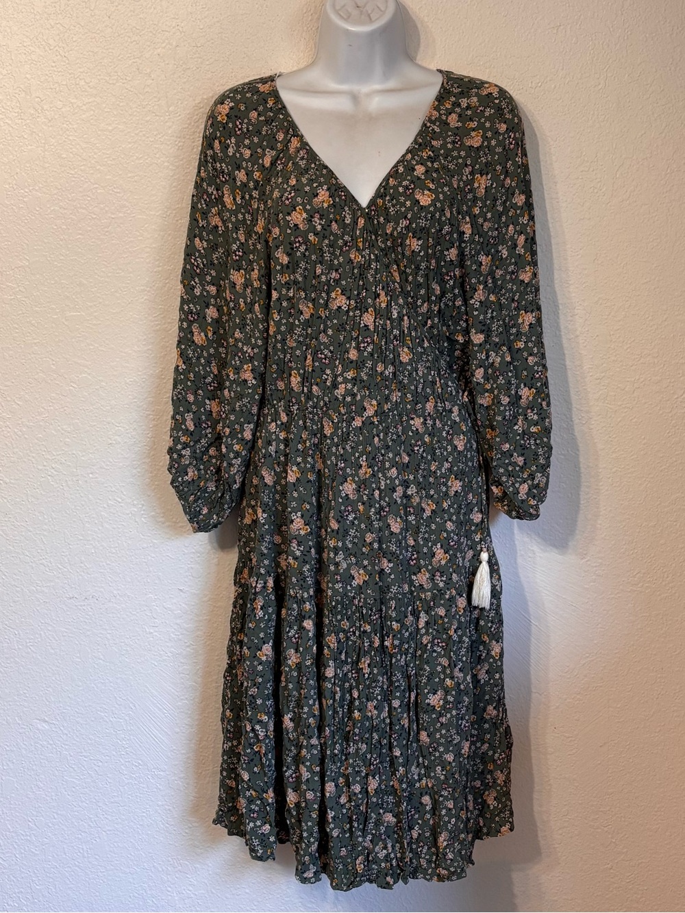 Gigio USA Floral Wrap Midi Dress Large